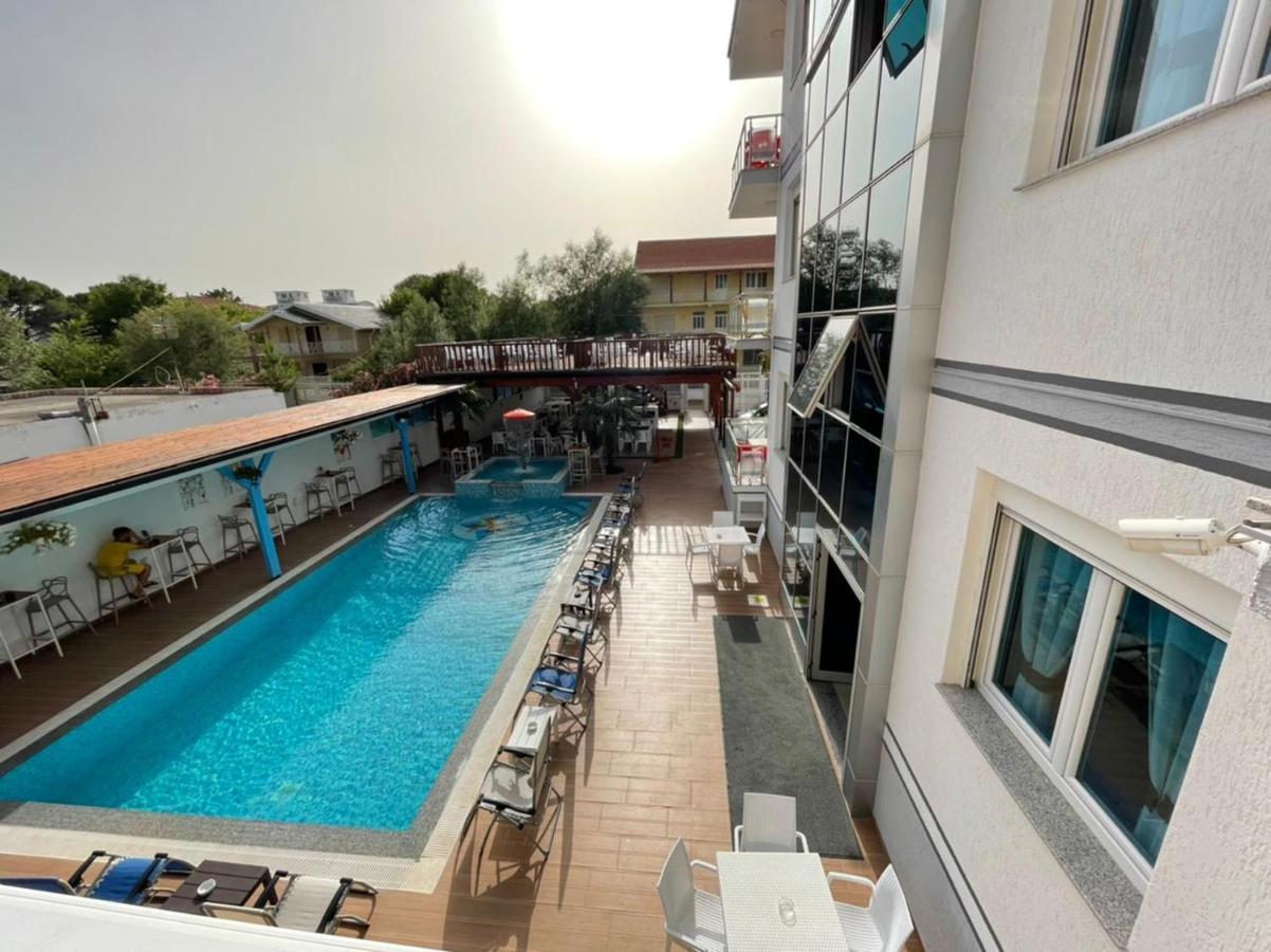 Brian Hotel Velipojë 外观 照片