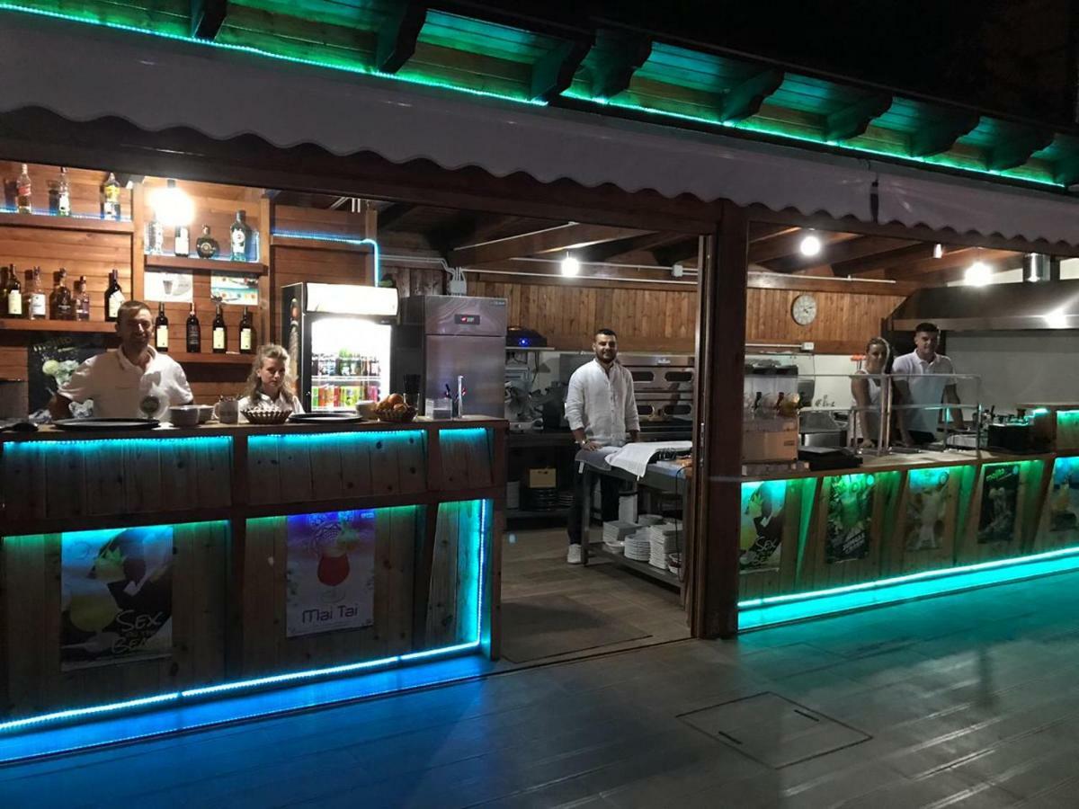 Brian Hotel Velipojë 外观 照片